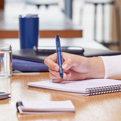 KALAM.KZ - Ручка перьевая Parker IM Professionals Monochrome Blue, 0,8 мм F, синяя  2172963