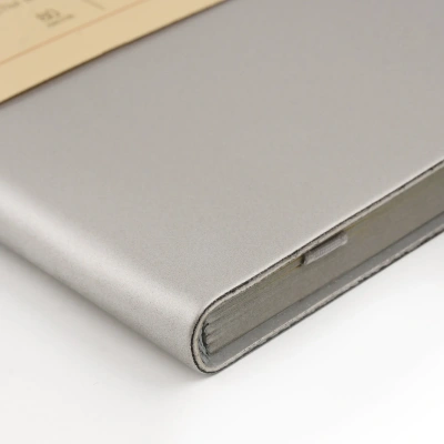Книга для записей А5, 80л, линейка, иск.кожа, серебро, Эксмо